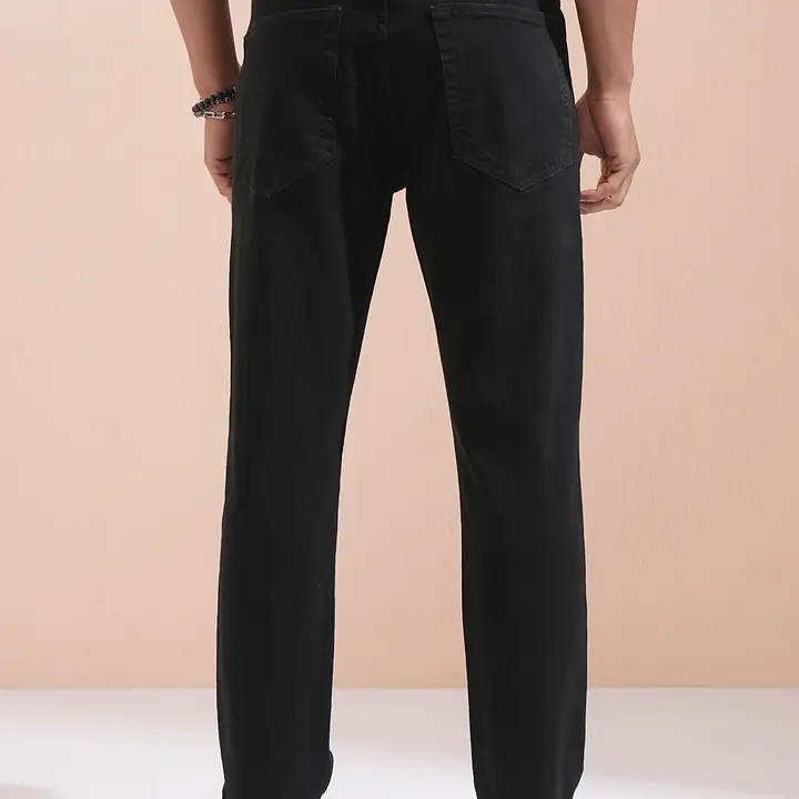 HIGHLANDER Men Straight Fit Mid Rise Black Jeans - Master
