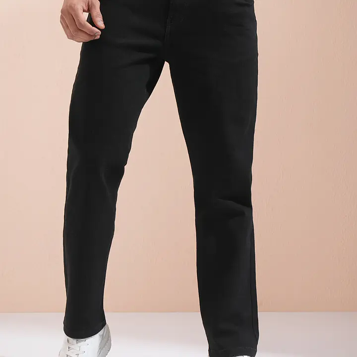 HIGHLANDER Men Straight Fit Mid Rise Black Jeans - Master